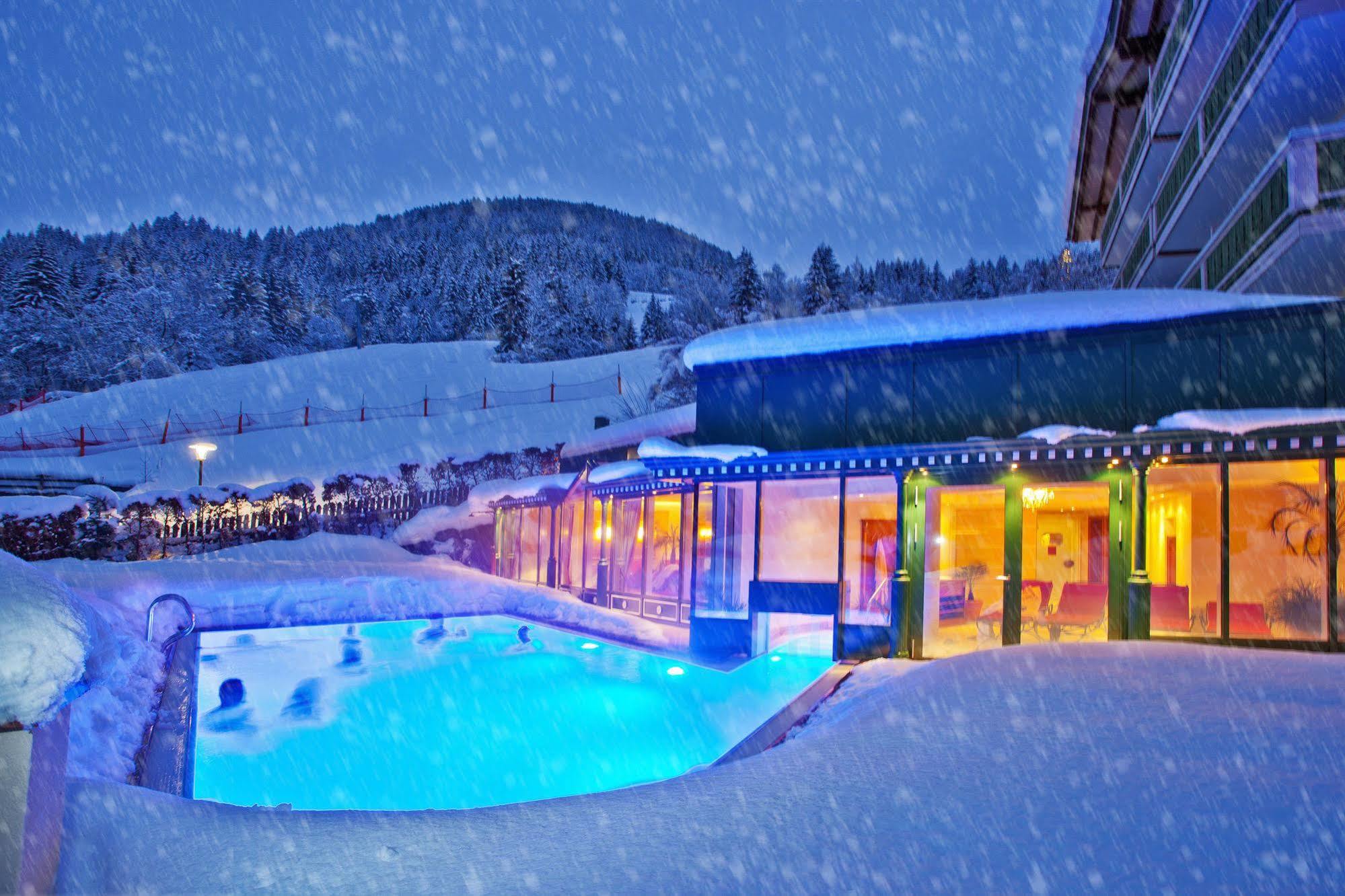 Hotel Berner เซลล์อัมเซ ภายนอก รูปภาพ